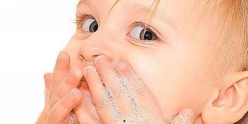 网红宝宝用什么洗脸好