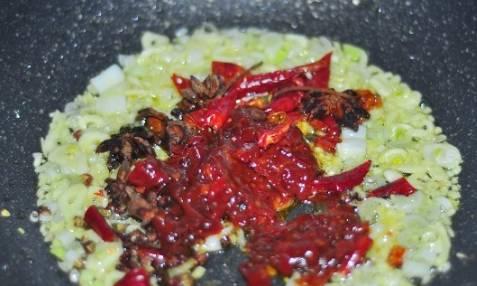 网红虾叔吃牛腩,网红美食体验分享