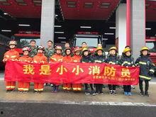 劳动最光荣网红打卡地,网红打卡地里的奋斗足迹